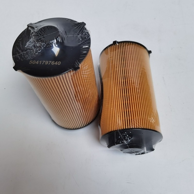 Lubrificando escavatore Filtro dell'olio 5041797640 504272431 per SAIC Iveco
