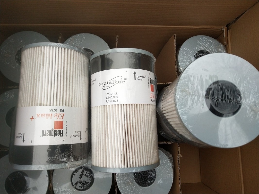 Filtro diesel da Fleetguard della fibra di vetro, elemento filtrante del separatore FS19765